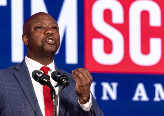 Republikanac Tim Scott napustio izbornu utrku