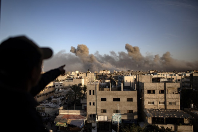 Crveni polumjesec izgubio kontakt s timovima u bolnici u Khan Younisu