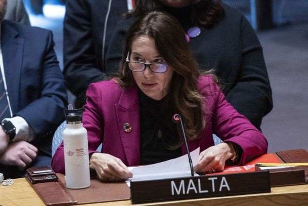 Usvojena rezolucija za promjenu procedure skidanja sa 'crne liste'