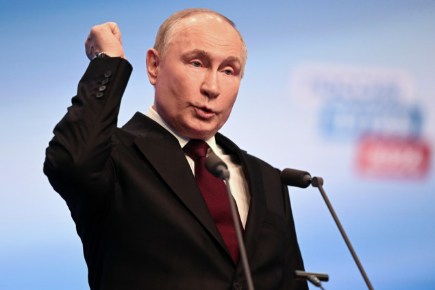 Putin u pobjedničkom govoru rekao da Rusija ne može biti zastrašena