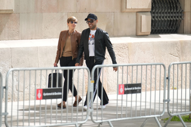 Alves vratio dug od 150.000 eura Neymarovom ocu