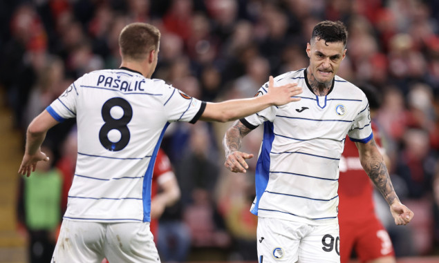 Scamacca prvi italijanski fudbaler koji je postigao dva gola na Anfieldu protiv Liverpoola