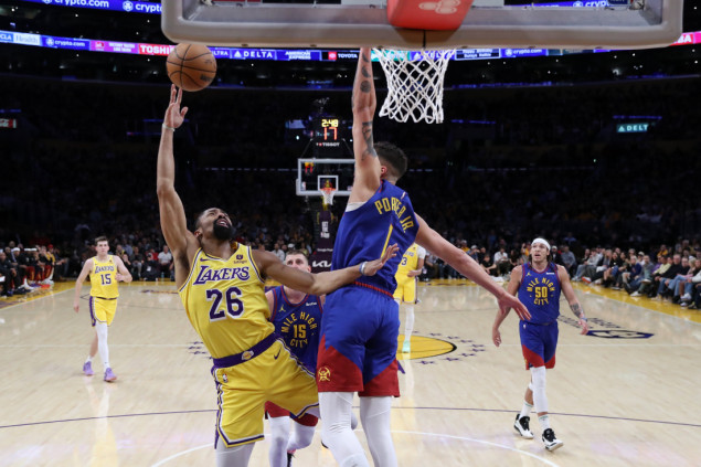 Denver poveo 3:0 protiv Lakersa