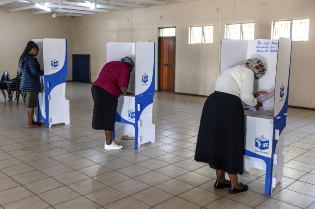 Rani rezultati na izborima u Južnoj Africi pokazuju da je ANC na manje od 42 posto