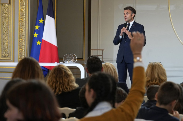 Macron: Dozvoliti Ukrajini da zapadnim oružjem gađa ciljeve unutar Rusije