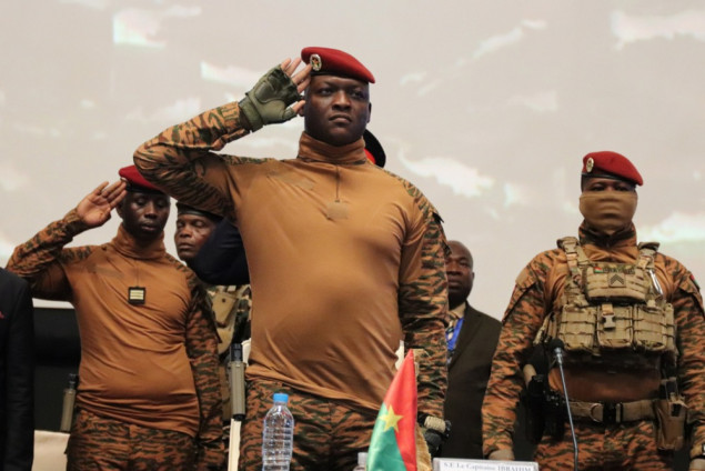 Lider Burkine Faso pozvao narod da zaboravi na demokratiju