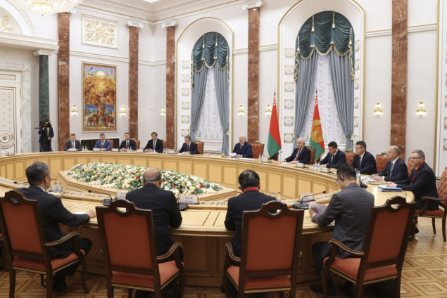 Kineski premijer Li u posjeti Bjelorusiji