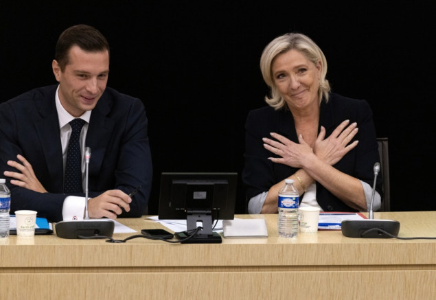 Lider Nacionalnog okupljanja poziva Francuze da se suprotstave zabrani kandidature Le Pen