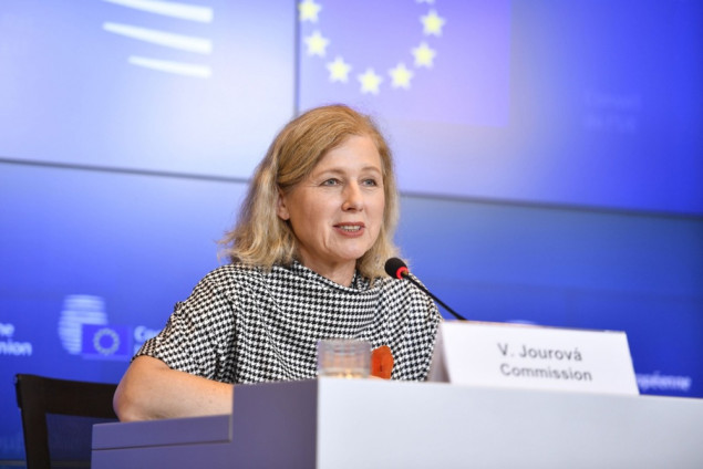 Bivša evropska komesarka: Građani Zapadnog Balkana su siti čekanja na pristupanje EU