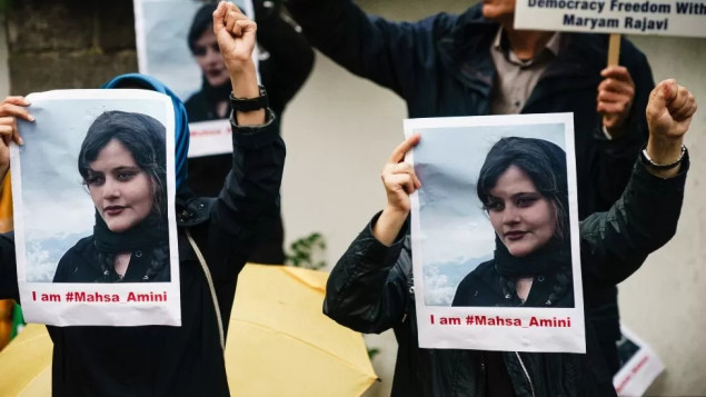 Nove britanske sankcije iranskim zvaničnicima na godišnjicu smrti Mashe Amini