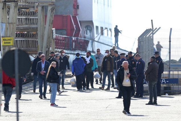 Italijanski sud naložio povratak 43 migranta iz pritvora Albaniji