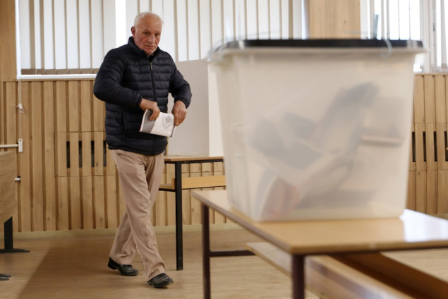 Na Kosovu sutra počinje predizborna kampanja za vanredne parlamentarne izbore