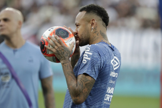 Neymar produžio ugovor sa Santosom