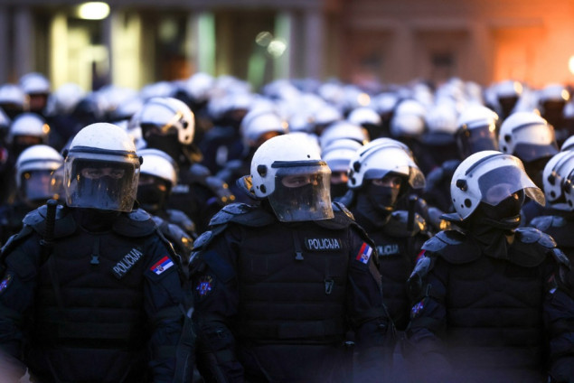 Incident na protestu kod Skupštine Srbije, FDU objavio kraj skupa
