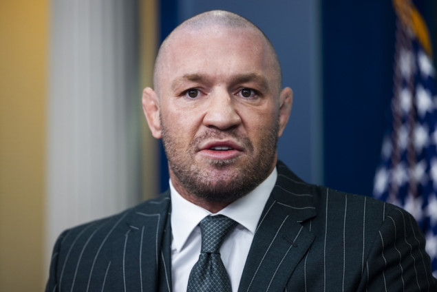 McGregor traži da se borba s Hollowayem poništi