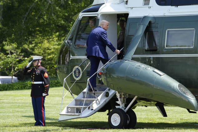 Uhapšen muškarac zbog sumnje da je laserski ciljao helikopter u kojem se nalazio Trump