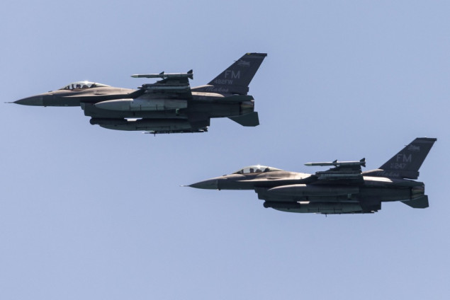 Američki borbeni avioni reagirali na ruski avion nakon što su ga otkrili u blizini Aljaske