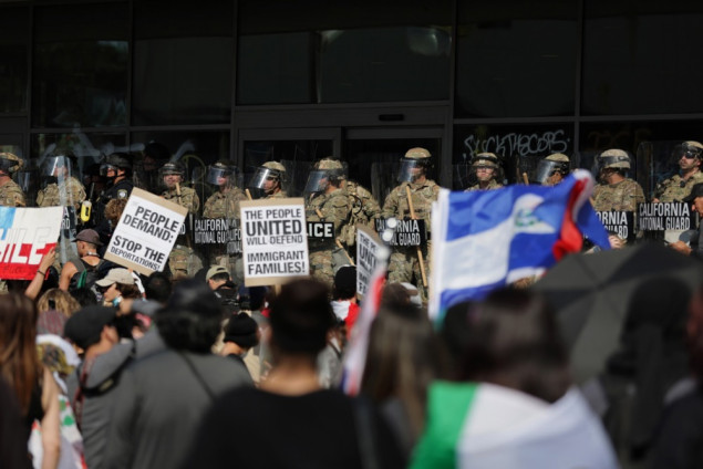 700 marinaca u Los Angelesu, Trump pojačava odgovor na nemire