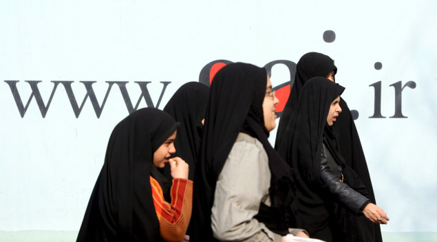 Desetine učenica u Iranu prevezene u bolnicu nakon trovanja