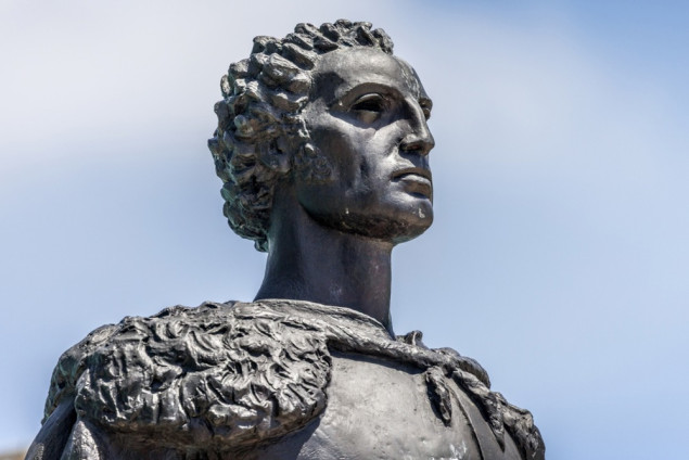 Vikinzi stigli do Amerike 500 godina prije Columbusa: Priča o evropskim istraživačima Atlantika Vikinzi stigli do Amerike 500 godina prije Columbusa: Priča o evropskim istraživačima Atlantika