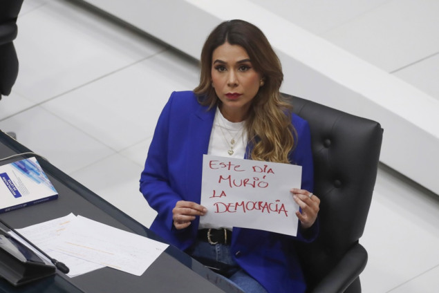 El Salvador odobrio neograničeni predsjednički reizbor