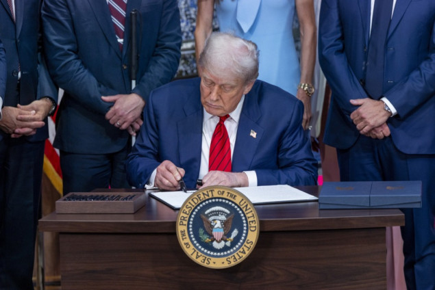 Trump potpisao uredbu o formiranju radne grupe za pripremu Olimpijskih igara u Los Angelesu 2028.