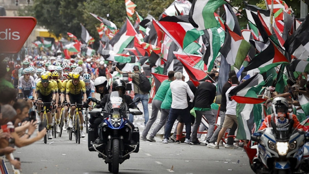 Biciklistička utrka u Španiji prekinuta zbog propalestinskih protesta