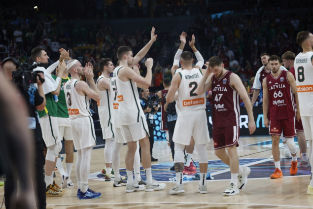 Košarkaši Litvanije u četvrtfinalu Evropskog prvenstva