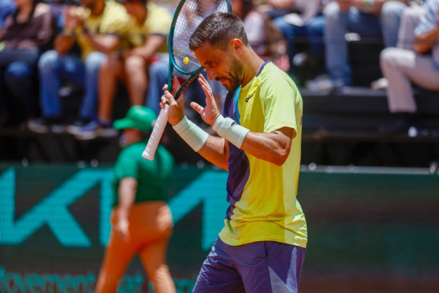 Damir Džumhur u osmini finala ATP turnira u Atini nakon pobjede nad Fearnleyjem