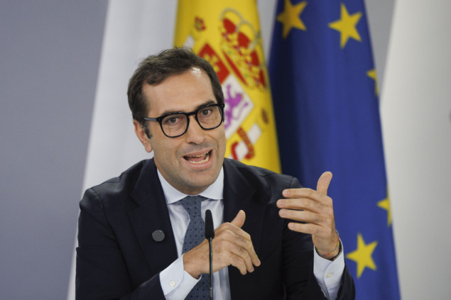 Španija podržava napore EU da iskoristi zamrznutu rusku imovinu, smanjuje uvoz gasa iz Rusije