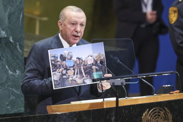 Erdogan prikazao slike iz Gaze: Čovječanstvo dostiže najniže granice