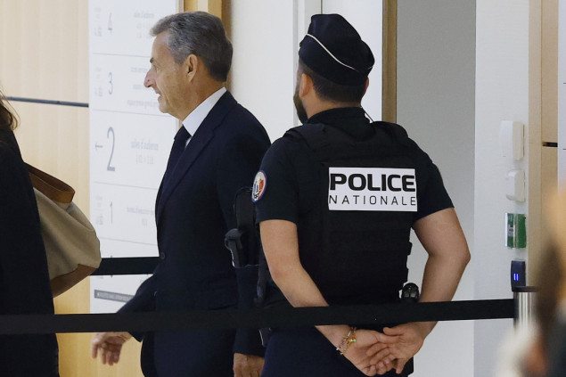 Sarkozy osuđen na pet godina zatvora zbog zavjere u slučaju libijskog finansiranja kampanje