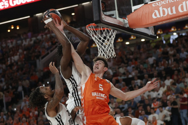 Španski košarkaški klubovi igraju bez publike protiv izraelskih timova