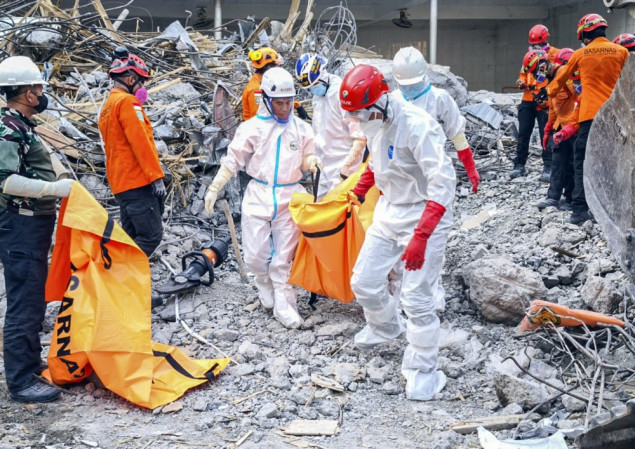 Završena potraga u Indoneziji - 67 poginulih u urušavanju škole