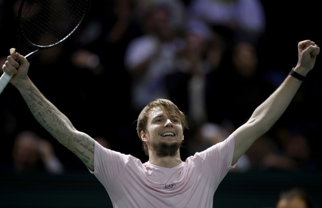 Bublik u polufinalu mastersa u Parizu