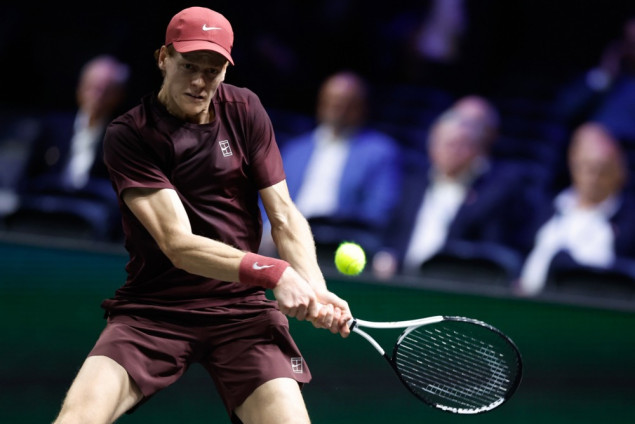 Sinner lako do polufinala mastersa u Parizu