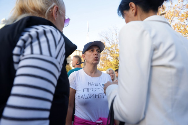 Predsjednik Vučić zatražio od Dijane Hrke da obustavi štrajk glađu