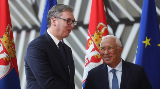 Srbija na prekretnici: Kako nafta, gas i politika oblikuju balans Istok–Zapad