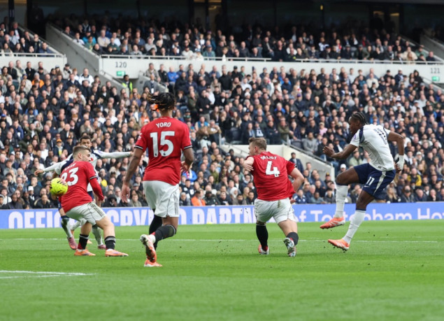 Dva pogotka u nadoknadi vremena u remiju Tottenhama i Manchester Uniteda