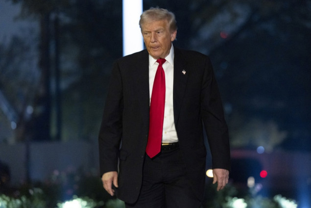 Trump negira Epsteinove navode i traži istragu o njegovim vezama s demokratama