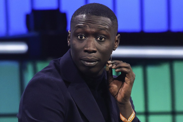 Khaby Lame potpisao ugovor vrijedan 975 miliona dolara - AI će kreirati njegovog digitalnog dvojnika