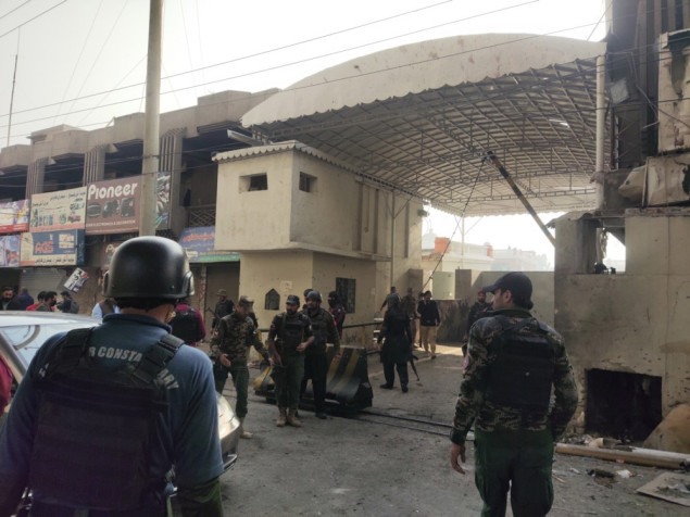Tri vojnika i tri militanta ubijena u napadu na sjedište sigurnosnih snaga u Pakistanu