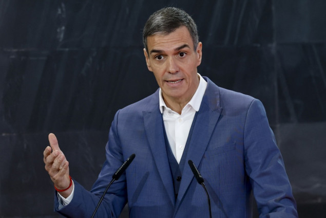 Američka invazija na Grenland bi Putina učinila najsretnijim čovjekom na svijetu, tvrdi premijer Sánchez