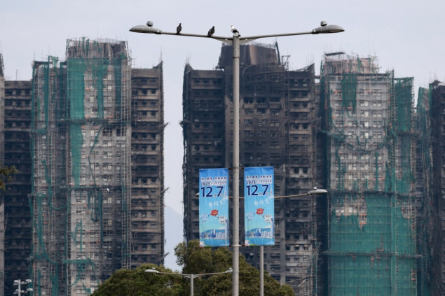 Ministrica u Hong Kongu podnijela ostavku nakon istrage o smrtonosnom požaru Ministrica u Hong Kongu podnijela ostavku nakon istrage o smrtonosnom požaru