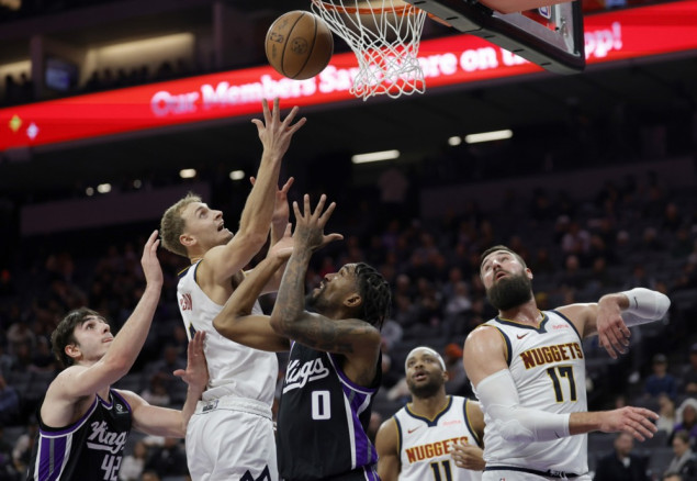 Denver slavio u Milwaukeeu, pobjede i za Toronto, Indianu i Houston