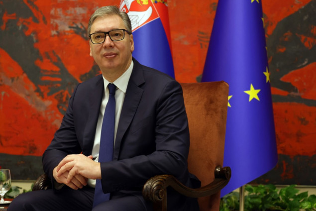 Vučić indirektno potvrdio da mađarski MOL kupuje NIS, tvrdi da bi SNS sada pobijedila na izborima