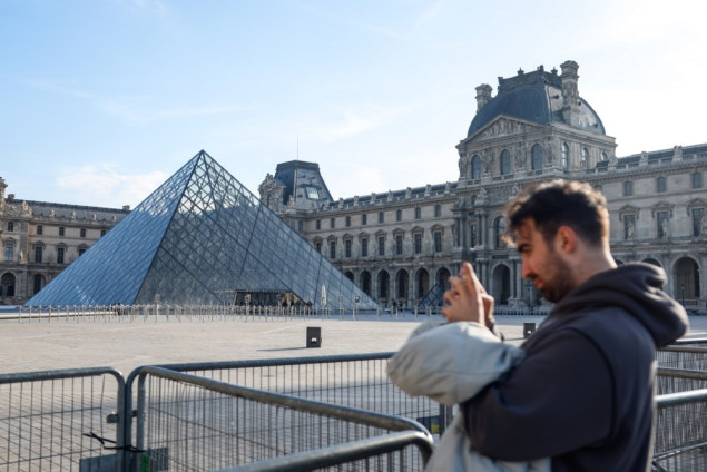 Francuska policija razbila mrežu 'velikih prevara' s ulaznicama za Louvre