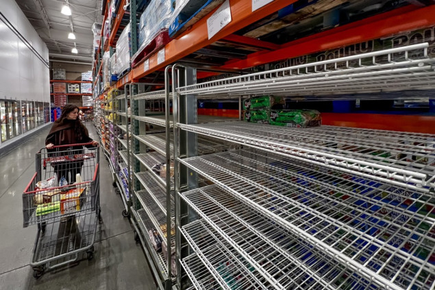 SAD pred ekstremnom zimskom olujom - Hiljade letova otkazano ili odgođeno