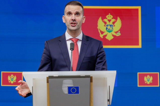 Spajić u Dubaiju: Podrška Svjetske banke tenderu za crnogorske aerodrome