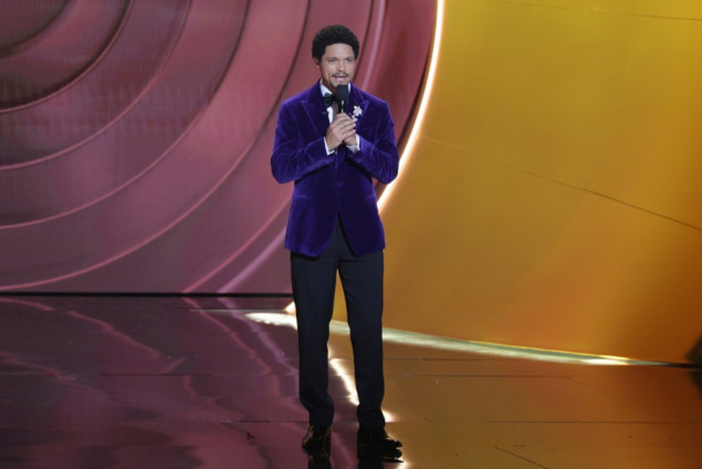 "Pripremi se Noah, pozabavit ću se s tobom" - Trump zaprijetio tužbom voditelju Grammyja nakon šala na njegov račun